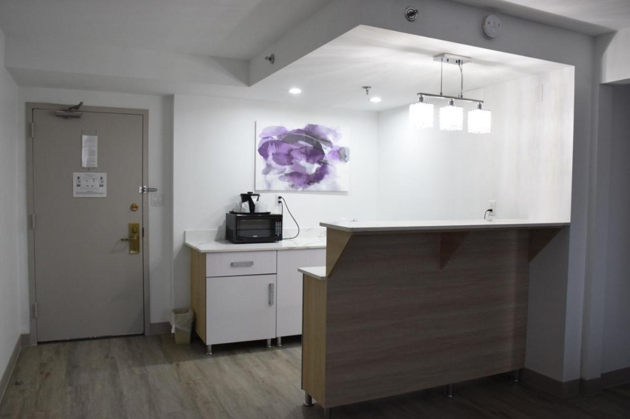 E Hotel Banquet & Conference Center Edison Ngoại thất bức ảnh